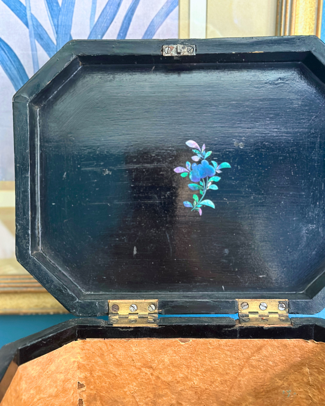 Antique 19th Century Chinese Export Black Lacquer & Mother-of-Pearl Tea Caddy