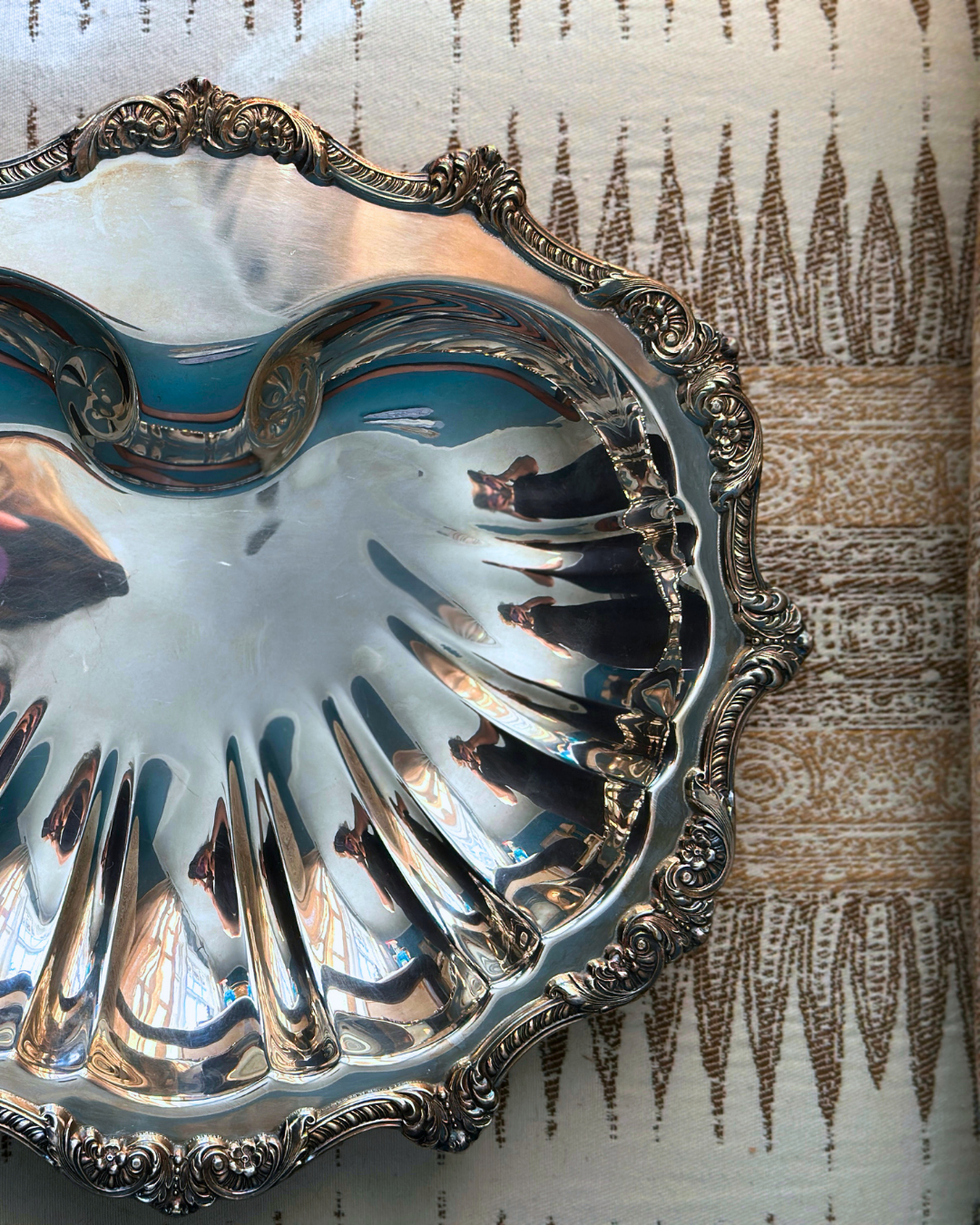 Large Wallace "Royal English" Silver-Plated Shell Dish