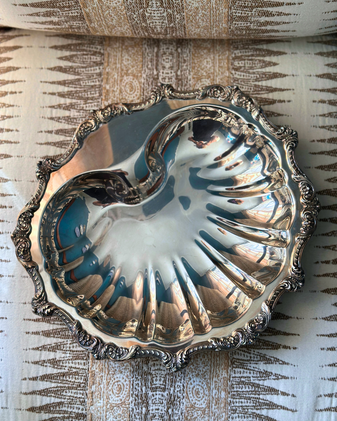 Large Wallace "Royal English" Silver-Plated Shell Dish